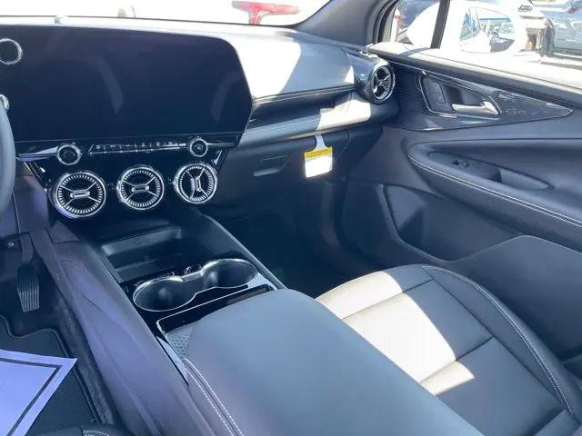 2026 Chevrolet V Blazer FWD LT