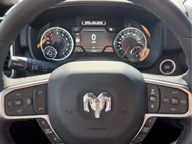 2025 Ram 1500 Big Horn Crew Cab 4x4 57 Box