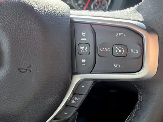 2025 Ram 1500 Big Horn Crew Cab 4x4 57 Box