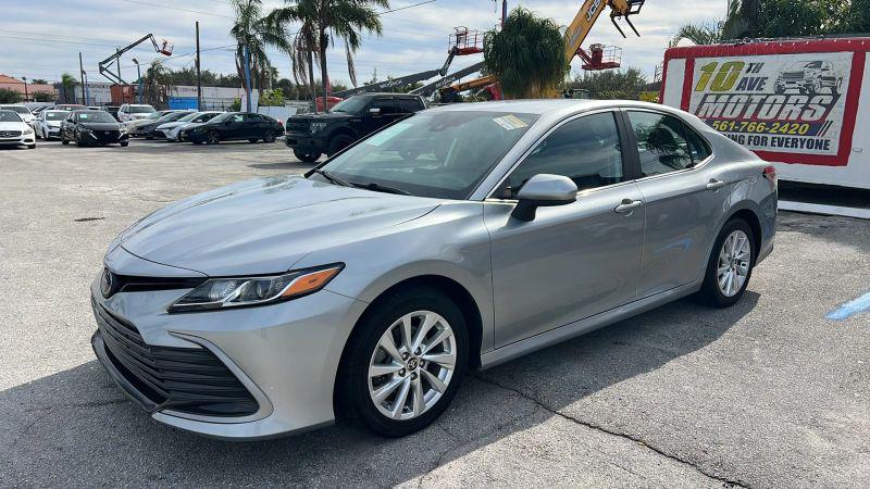 2023 Toyota Camry LE