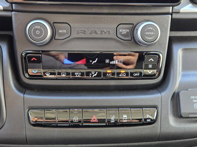 2026 Ram ProMaster Cargo Van SLT