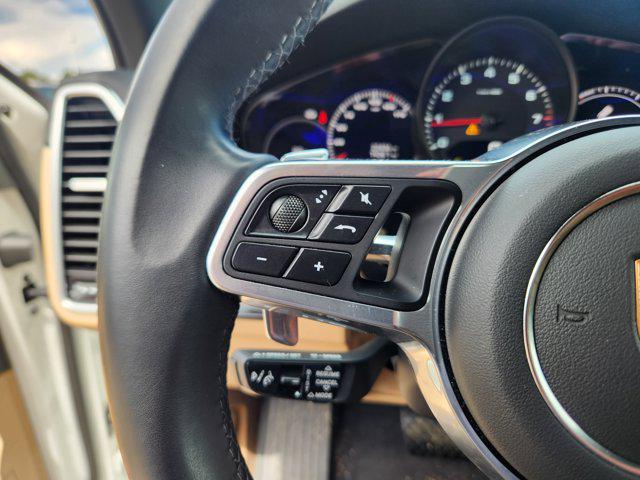 2023 Porsche Cayenne Platinum Edition
