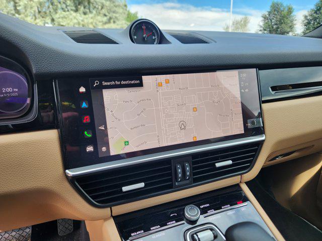 2023 Porsche Cayenne Platinum Edition