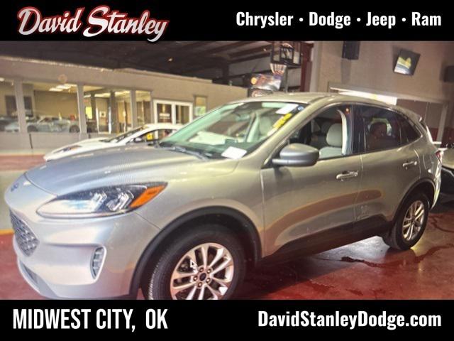 2022 Ford Escape SE Hybrid