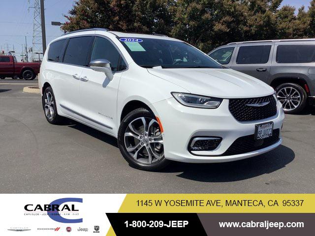 2024 Chrysler Pacifica Pinnacle AWD