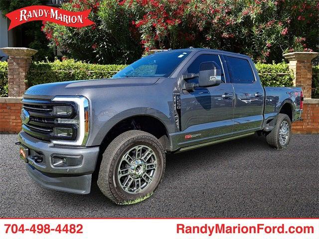 2025 Ford F-250 Platinum 2025 Ford F-250 Platinum