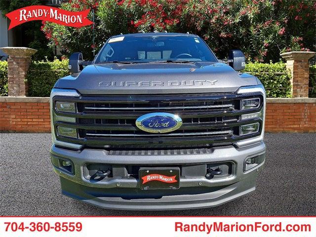 2025 Ford F-250 Platinum 2025 Ford F-250 Platinum