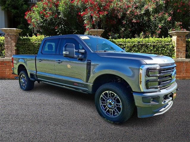 2025 Ford F-250 Platinum 2025 Ford F-250 Platinum