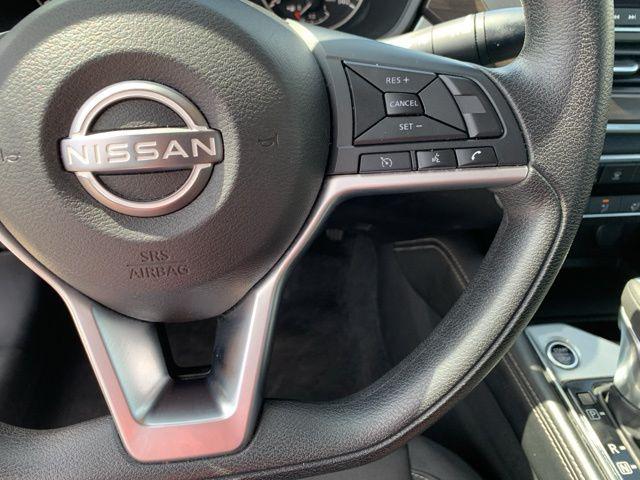 2023 Nissan Altima SV FWD