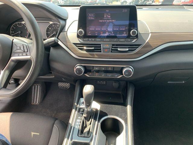 2023 Nissan Altima SV FWD