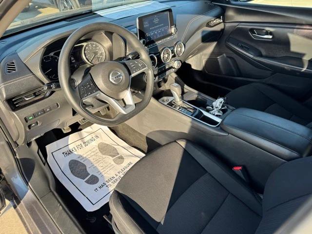 2023 Nissan Sentra SV Xtronic CVT 2023 Nissan Sentra SV Xtronic CVT