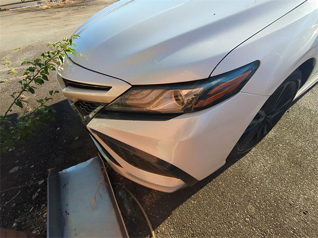 2021 Toyota Camry XSE Hybrid
