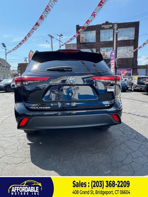2022 Toyota Highlander Hybrid XLE Bronze Edition