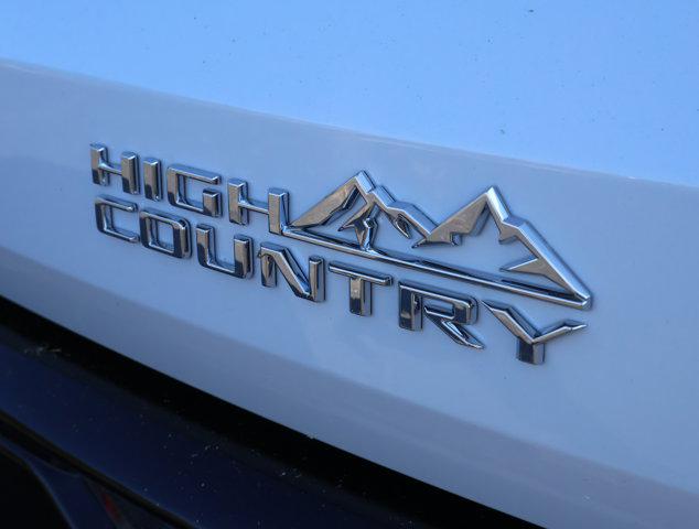2026 Chevrolet Traverse FWD High Country