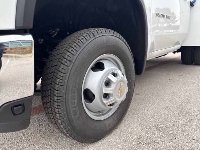 2025 Chevrolet Silverado 3500HD Work Truck