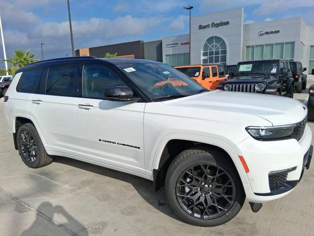 New 2025 Jeep Grand Cherokee L Summit Sport Utility in McAllen
