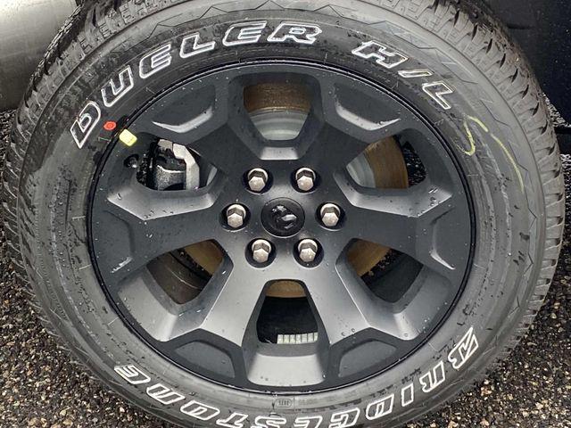 2025 RAM 1500 Tradesman Crew Cab 4x4 57 Box 2025 RAM 1500 Tradesman Crew Cab 4x4 57 Box