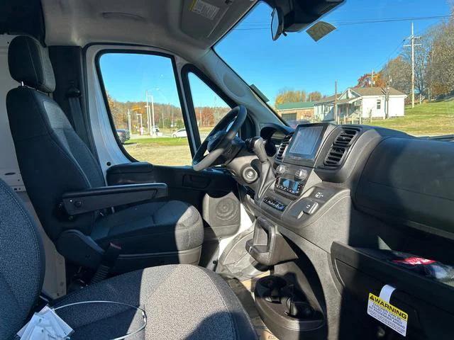2026 Ram ProMaster Cargo Van Tradesman Low Roof 118" WB w/Pass Seat