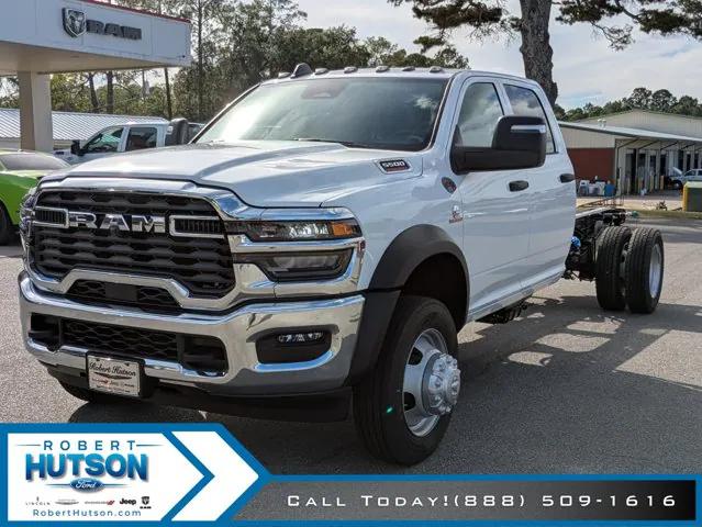 2026 RAM Ram 5500 Chassis Cab RAM 5500 TRADESMAN CHASSIS CREW CAB 4X4 84 CA