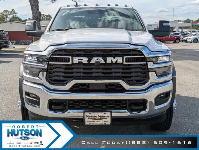 2026 RAM Ram 5500 Chassis Cab RAM 5500 TRADESMAN CHASSIS CREW CAB 4X4 84 CA
