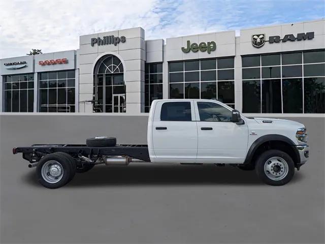 2026 RAM Ram 5500 Chassis Cab RAM 5500 TRADESMAN CHASSIS CREW CAB 4X4 84 CA 2026 RAM Ram 5500 Chassis Cab RAM 5500 TRADESMAN CHASSIS CREW CAB 4X4 84 CA
