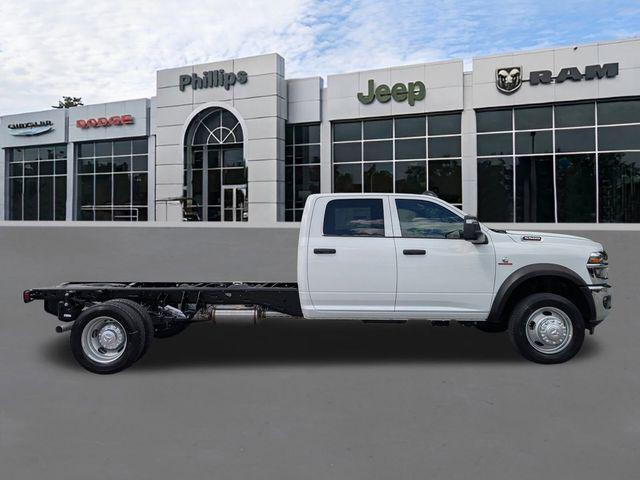 2026 RAM Ram 5500 Chassis Cab RAM 5500 TRADESMAN CHASSIS CREW CAB 4X4 84 CA 2026 RAM Ram 5500 Chassis Cab RAM 5500 TRADESMAN CHASSIS CREW CAB 4X4 84 CA