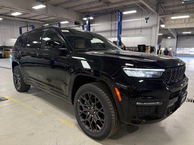 2025 Jeep Grand Cherokee GRAND CHEROKEE L SUMMIT RESERVE 4X4