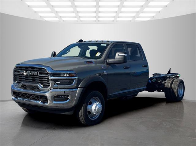 2026 RAM Ram 5500 Chassis Cab RAM 5500 TRADESMAN CHASSIS CREW CAB 4X4 60 CA 2026 RAM Ram 5500 Chassis Cab RAM 5500 TRADESMAN CHASSIS CREW CAB 4X4 60 CA
