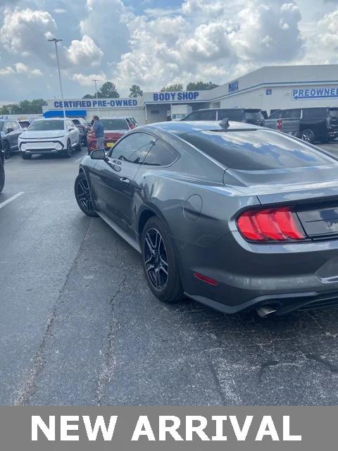 2022 Ford Mustang EcoBoost Fastback