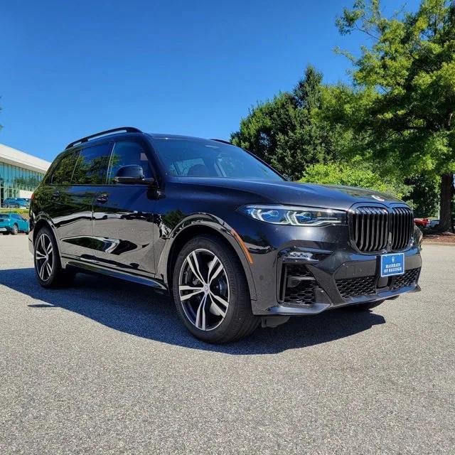 2022 BMW X7 M50i