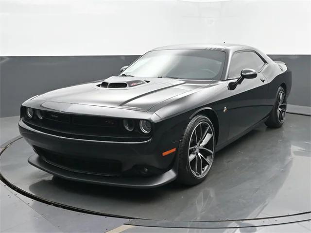 2016 Dodge Challenger 392 Hemi Scat Pack Shaker 2016 Dodge Challenger 392 Hemi Scat Pack Shaker