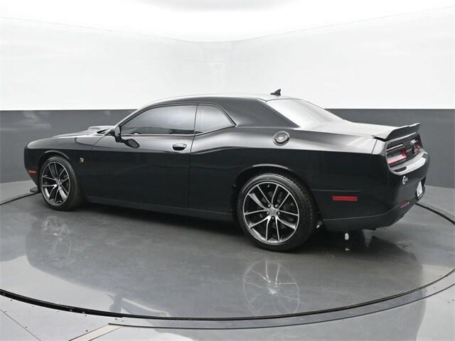 2016 Dodge Challenger 392 Hemi Scat Pack Shaker 2016 Dodge Challenger 392 Hemi Scat Pack Shaker