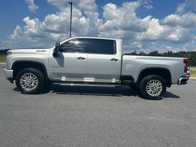 2022 Chevrolet Silverado 2500HD 4WD Crew Cab Standard Bed High Country