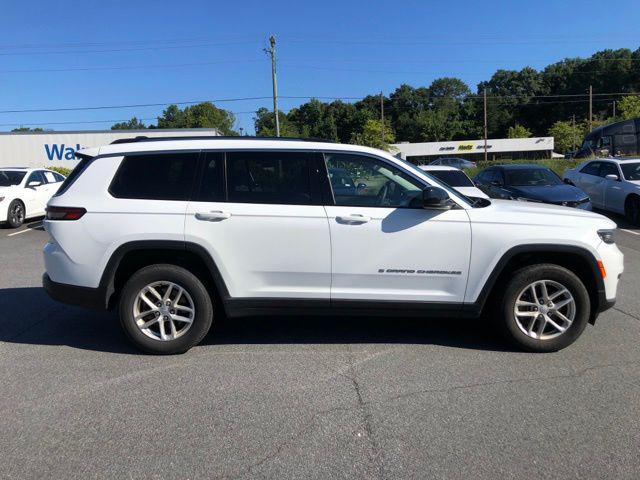 2023 Jeep Grand Cherokee L Laredo 4x2