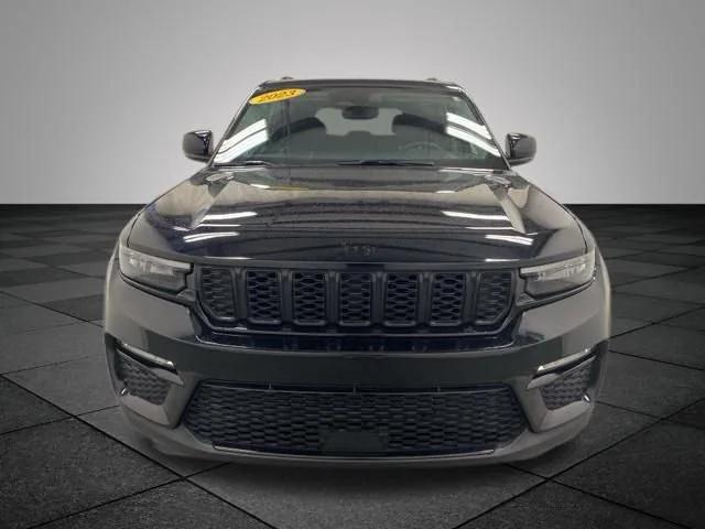 2023 Jeep Grand Cherokee Limited 4x4 2023 Jeep Grand Cherokee Limited 4x4