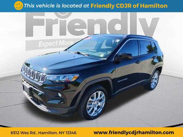 2024 Jeep Compass Latitude Lux FWD