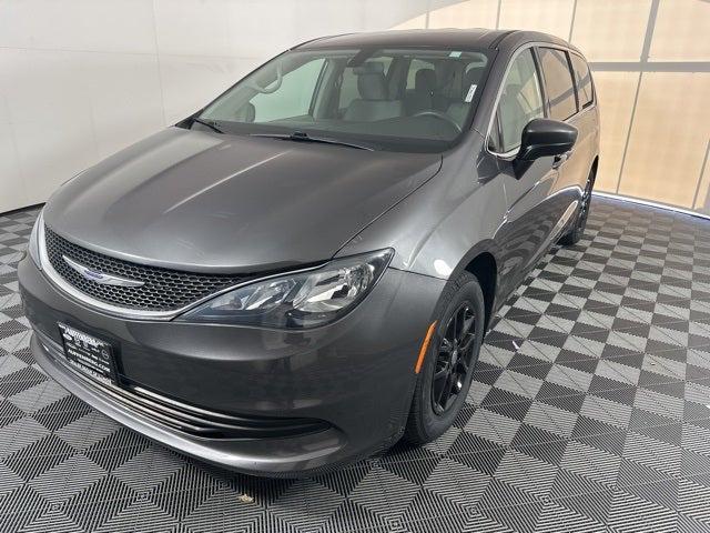 2020 Chrysler Voyager LX 2020 Chrysler Voyager LX