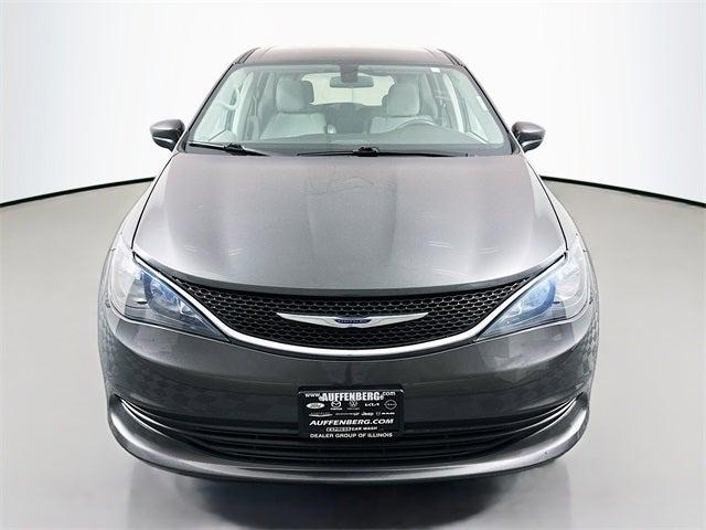 2020 Chrysler Voyager LX 2020 Chrysler Voyager LX