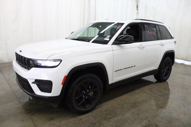 2025 Jeep Grand Cherokee Altitude X 4x4