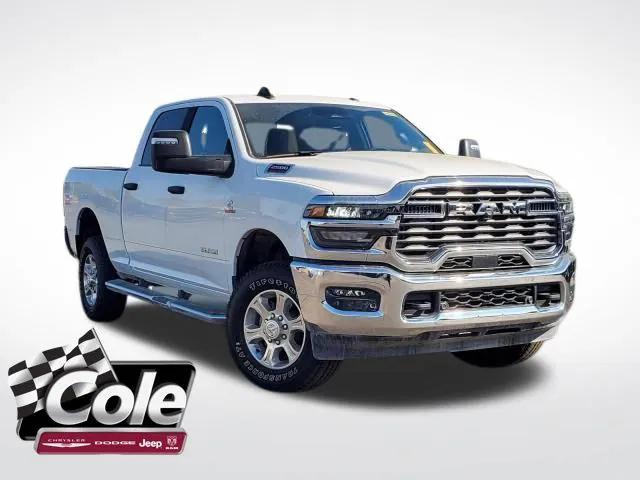 2025 RAM 2500 Big Horn Crew Cab 4x4 64 Box 2025 RAM 2500 Big Horn Crew Cab 4x4 64 Box