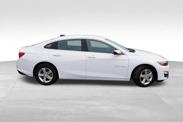 2024 Chevrolet Malibu FWD 1FL