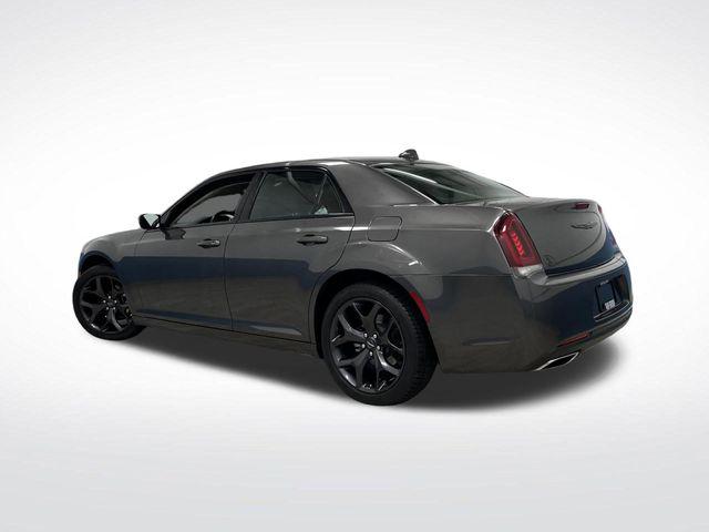 2023 Chrysler 300 Touring 2023 Chrysler 300 Touring