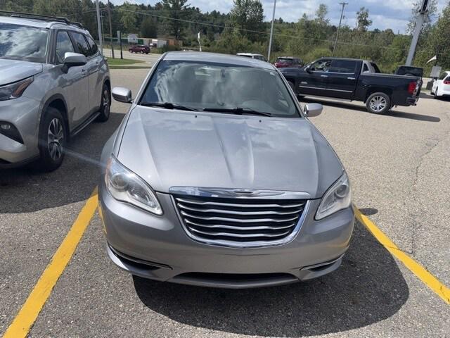 2013 Chrysler 200 Touring
