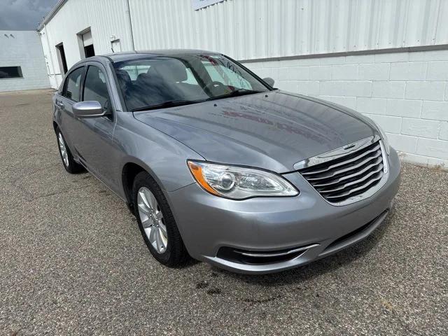 2013 Chrysler 200 Touring
