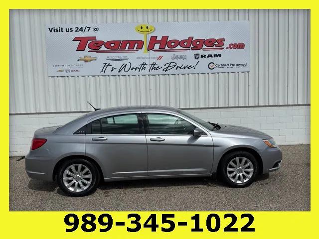 2013 Chrysler 200 Touring