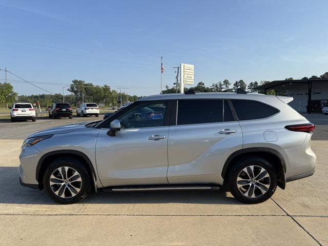 2023 Toyota Highlander Hybrid XLE