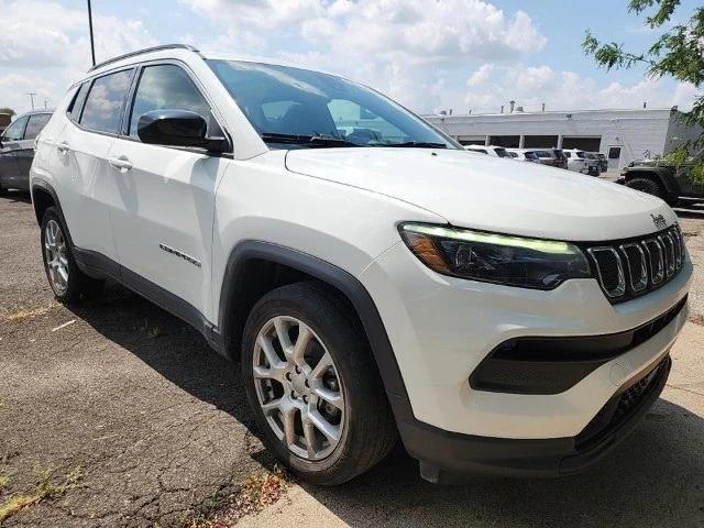2022 Jeep Compass Latitude Lux 4x4