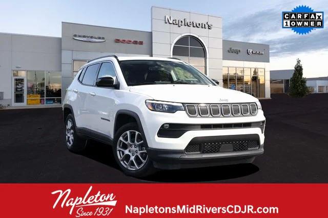 2022 Jeep Compass Latitude Lux 4x4 2022 Jeep Compass Latitude Lux 4x4