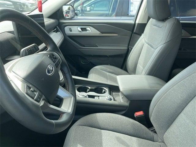 2025 Ford Explorer Active 2025 Ford Explorer Active