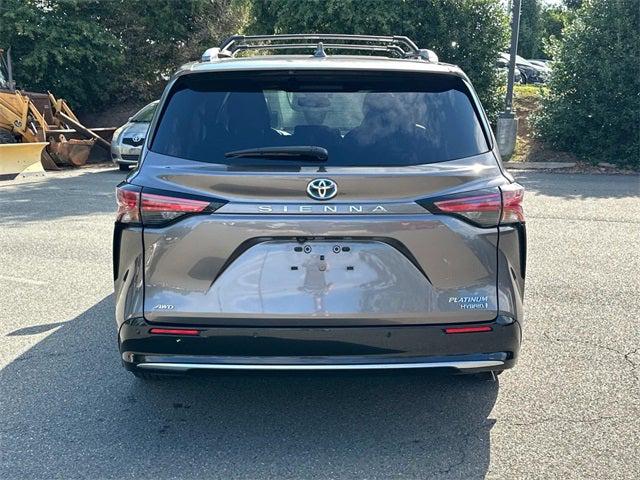 2022 Toyota Sienna Platinum